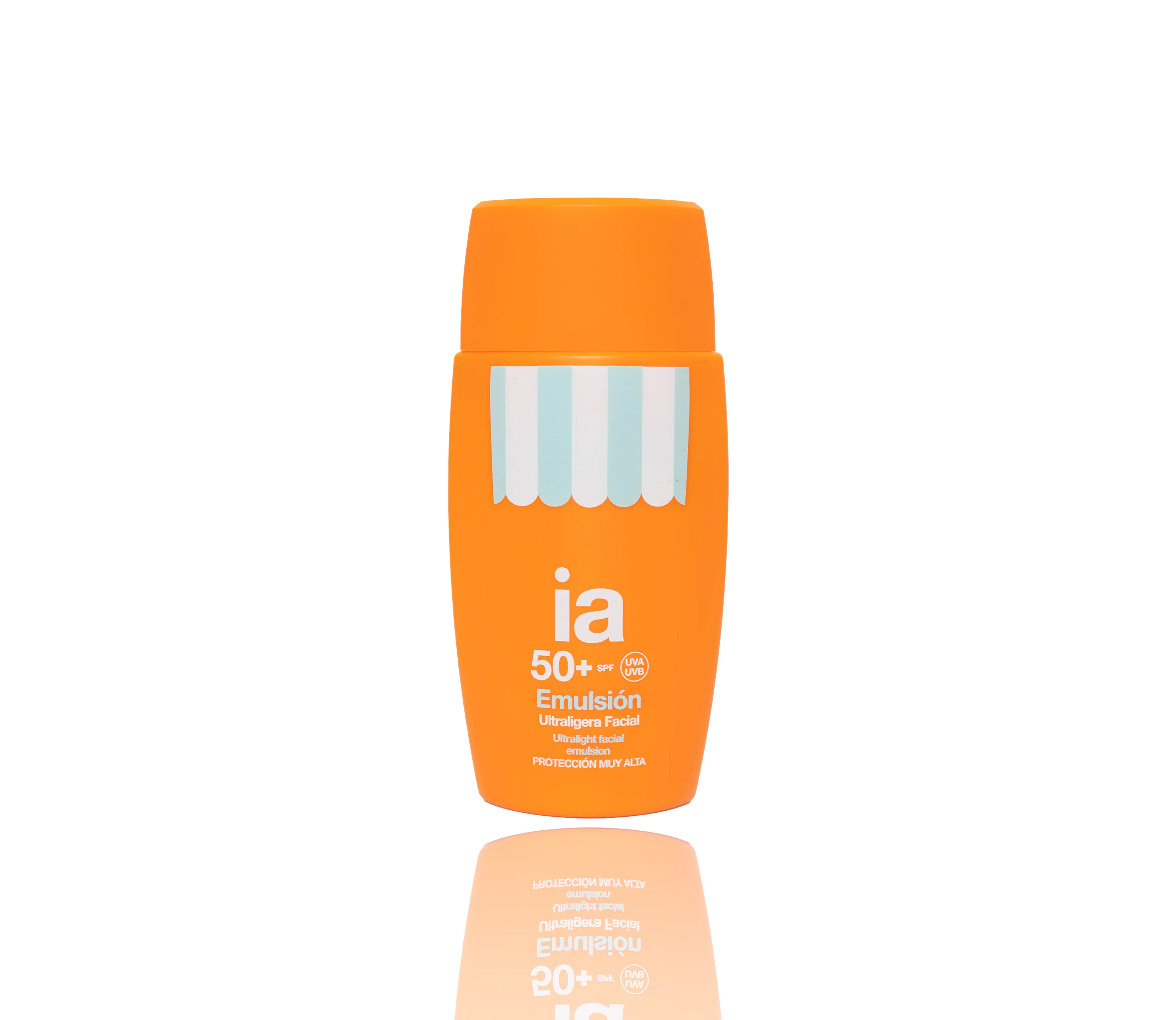 Emulsión ultraligera facial SPF50